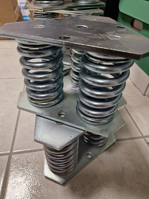 Plots et suspensions antivibratile Plots et suspensions antivibratile